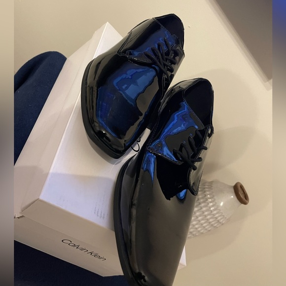 Brand new calvin Klein tuxedo shoes - Picture 2 of 4